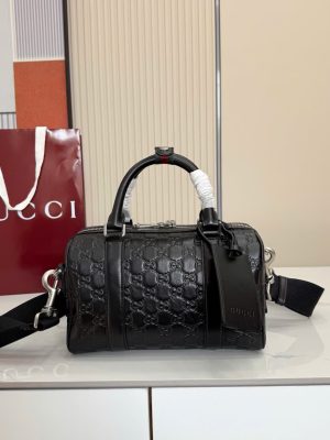 Gucci GG Emblem Handle