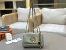 Chloé Heritages Shoulder Bags