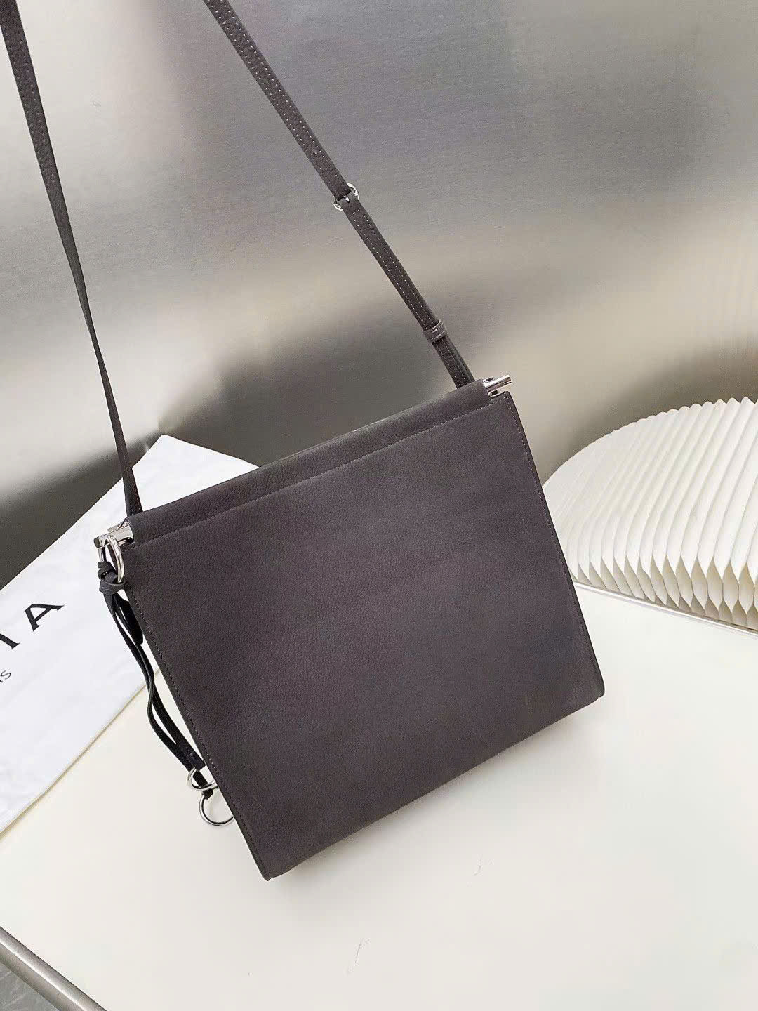 Alaïa Le Click Square Shouler Bags 26cm - Image 6