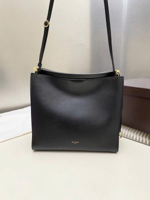 Alaïa Le Click Square