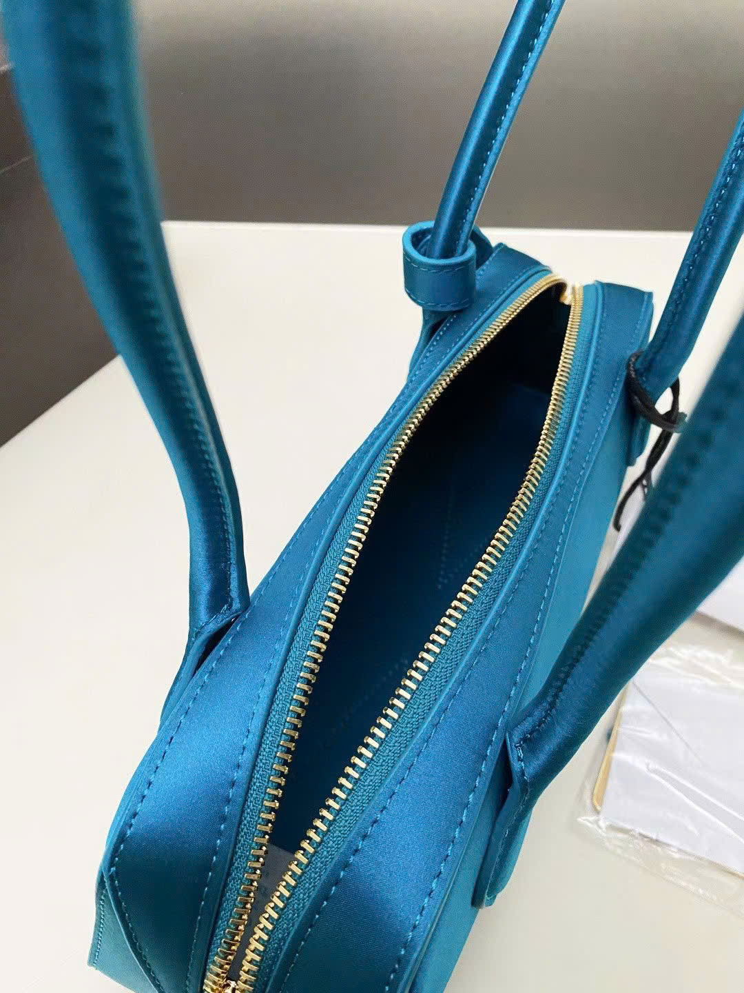 Alaia Le Teckel Large Satin Shoulder Bag - Teal Blue - Image 9