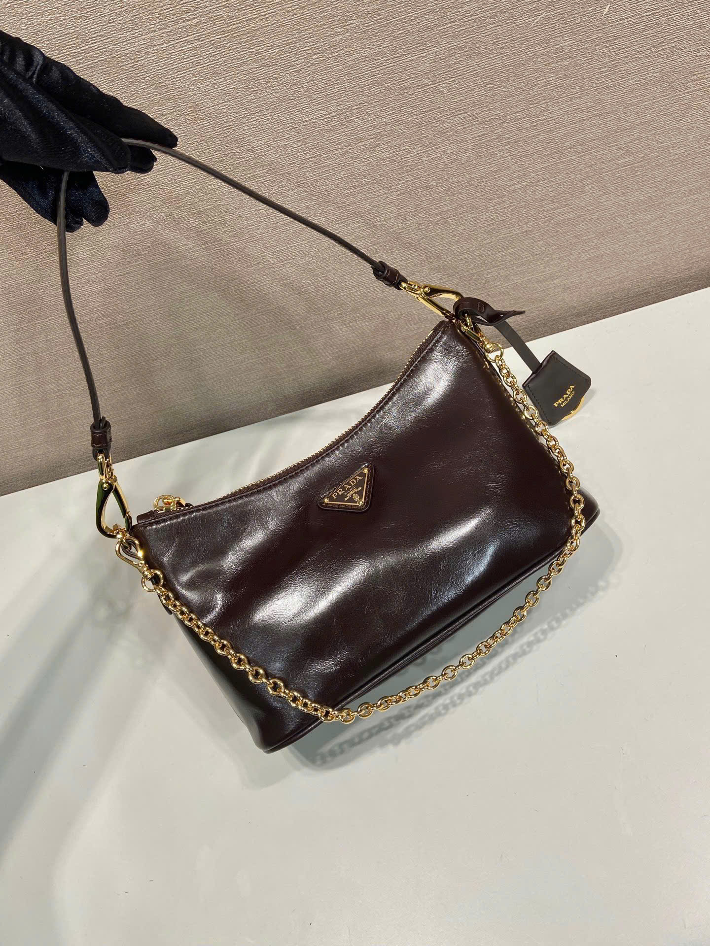 Prada Re-Edition Patent Shoulder Bag 1B305 - Image 8