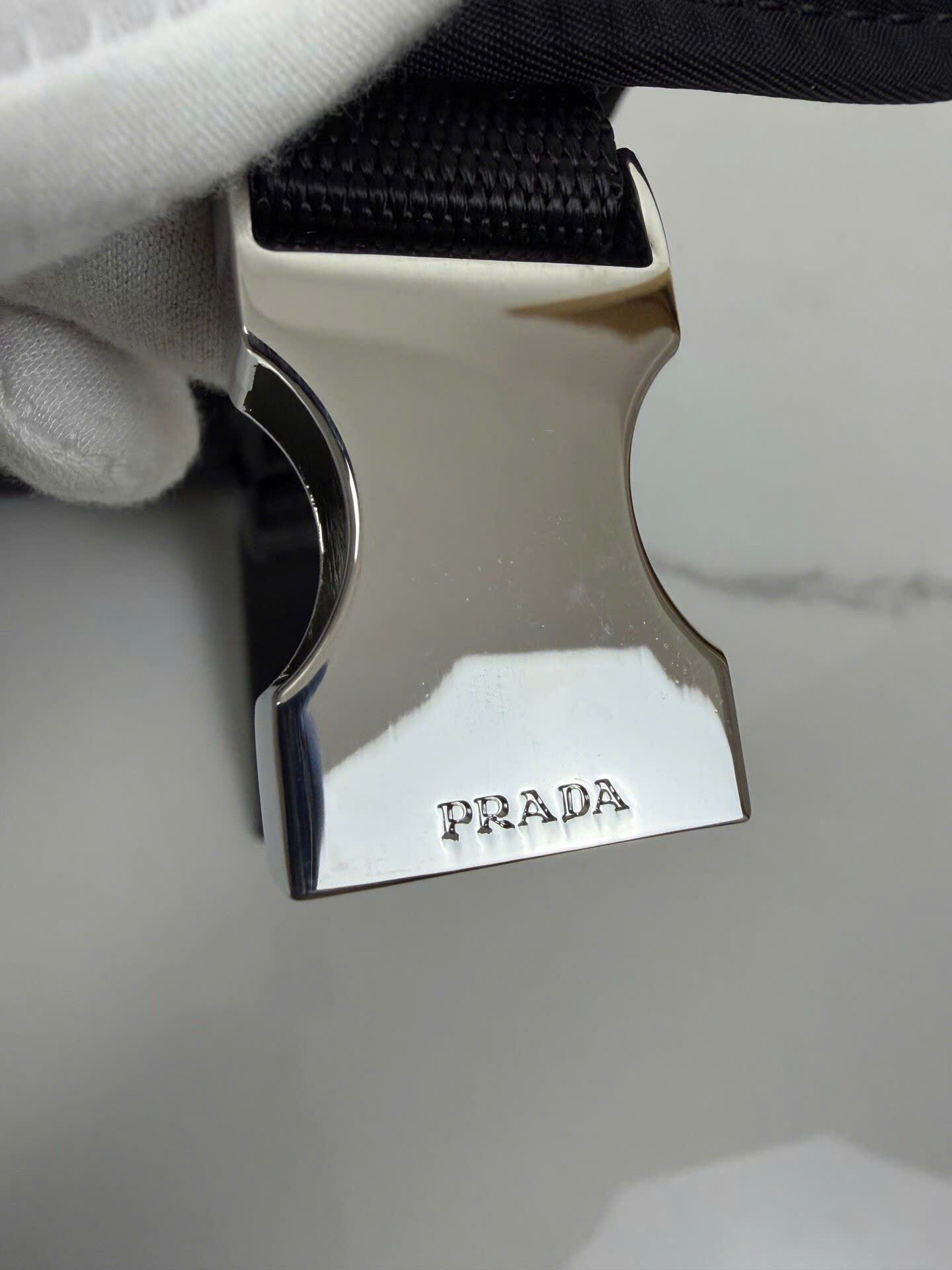 Prada Saffiano Re-Nylon Shoulder Bag BD953 - Image 4