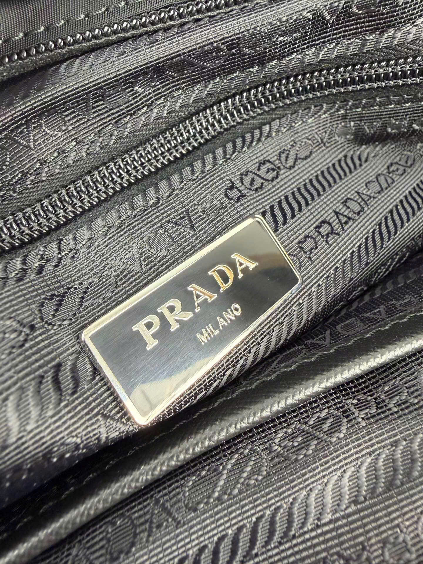 Prada Saffiano Re-Nylon Tote Bag 1BG052 - Image 2