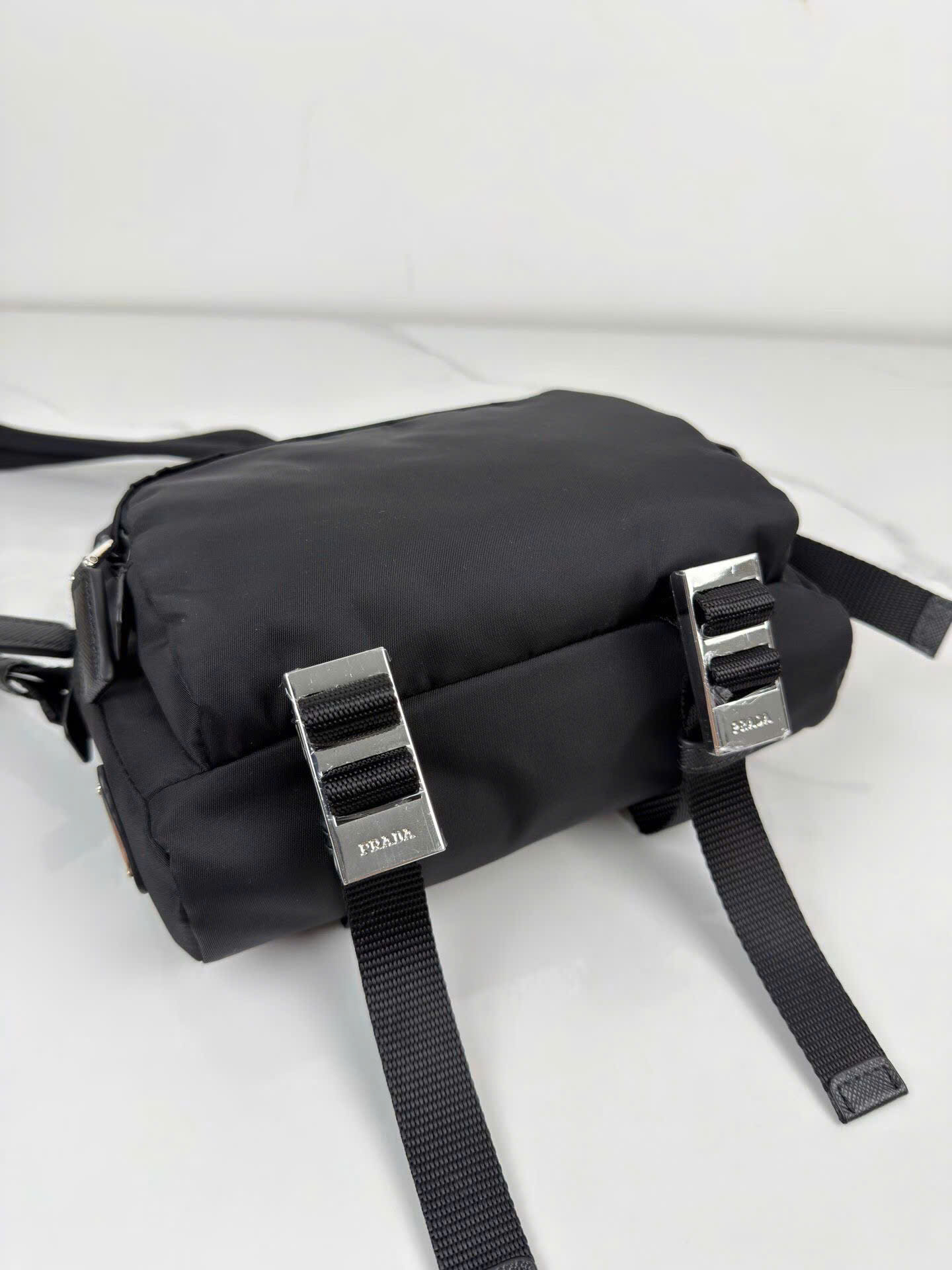 Prada Saffiano Re-Nylon Shoulder Bag 2VH043 - Image 7