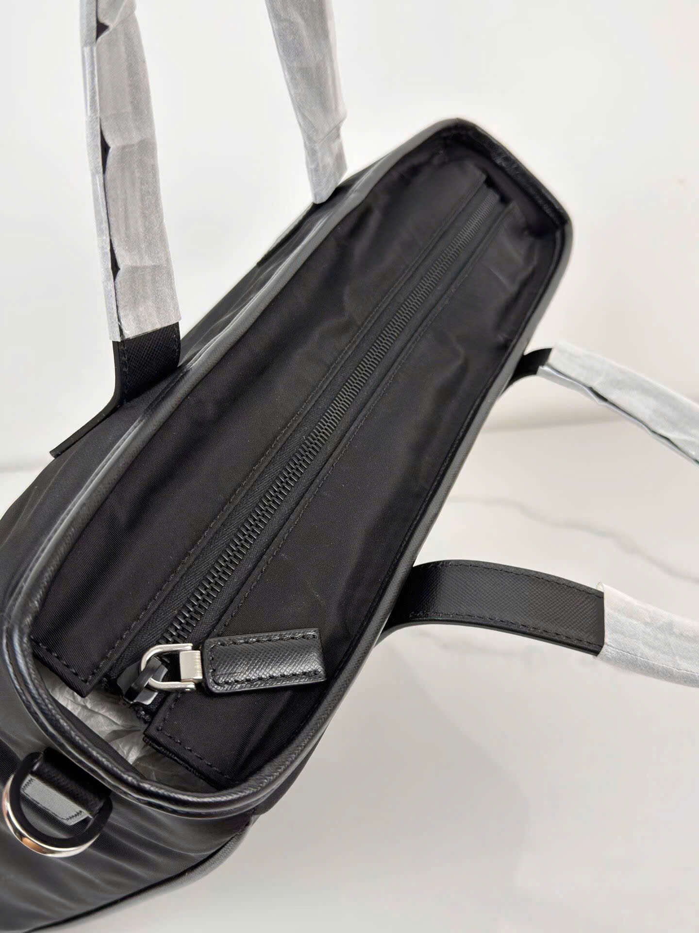 Prada Saffiano Re-Nylon Bag 2VG064 - Image 5