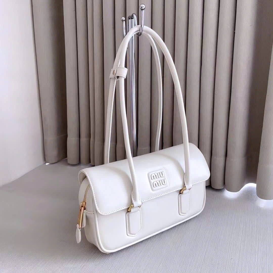 Miu Miu Chalk Arcadie Leather Bag 24cm - Image 9