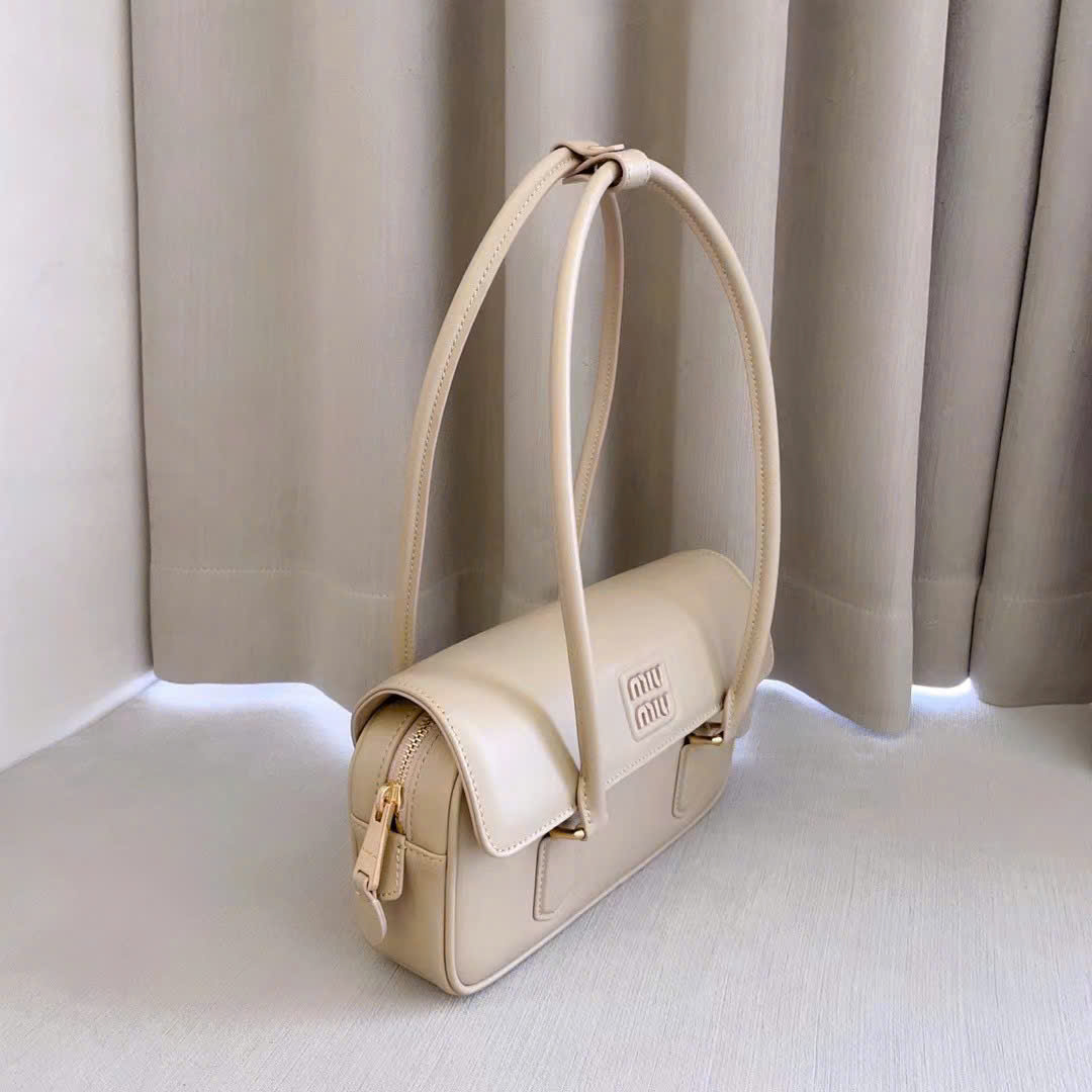 Miu Miu Chalk Arcadie Leather Bag 24cm - Image 9