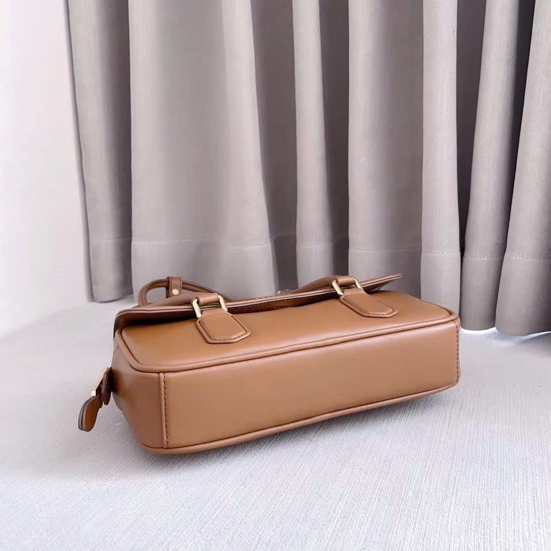 Miu Miu Chalk Arcadie Leather Bag 24cm - Image 7