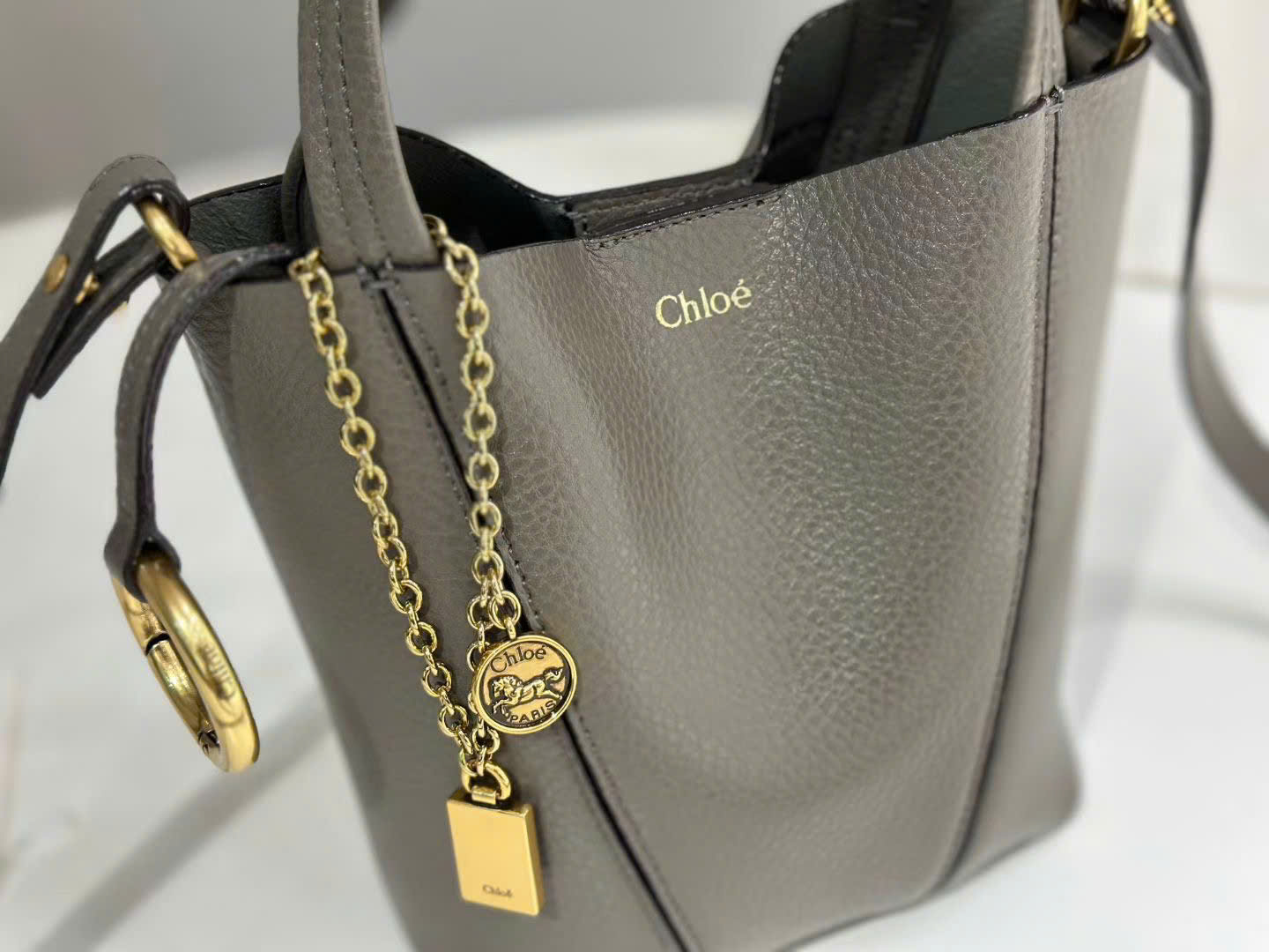 Chloé Small Spin Tote Bags 18cm - Image 2