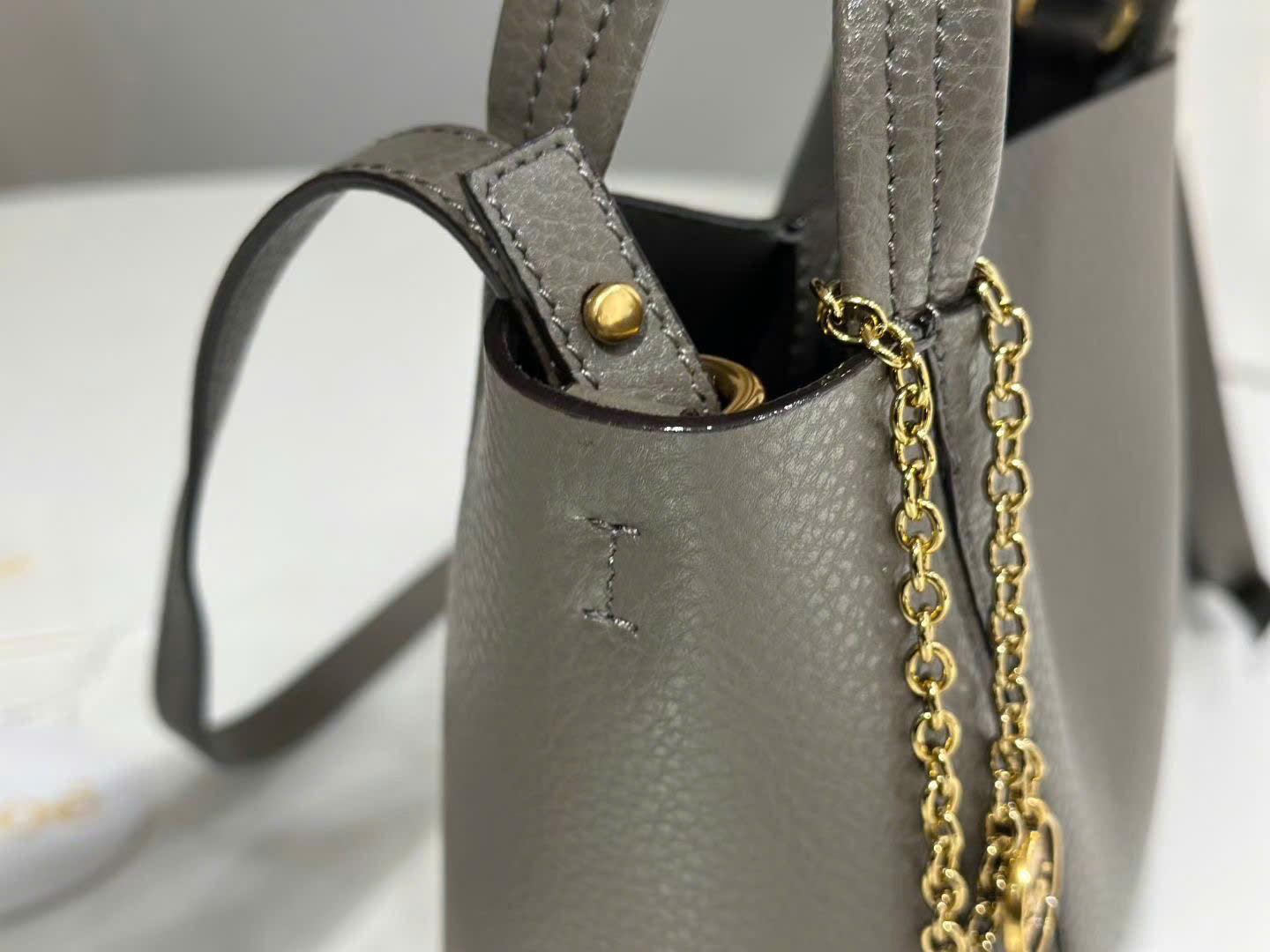 Chloé Small Spin Tote Bags 18cm - Image 4