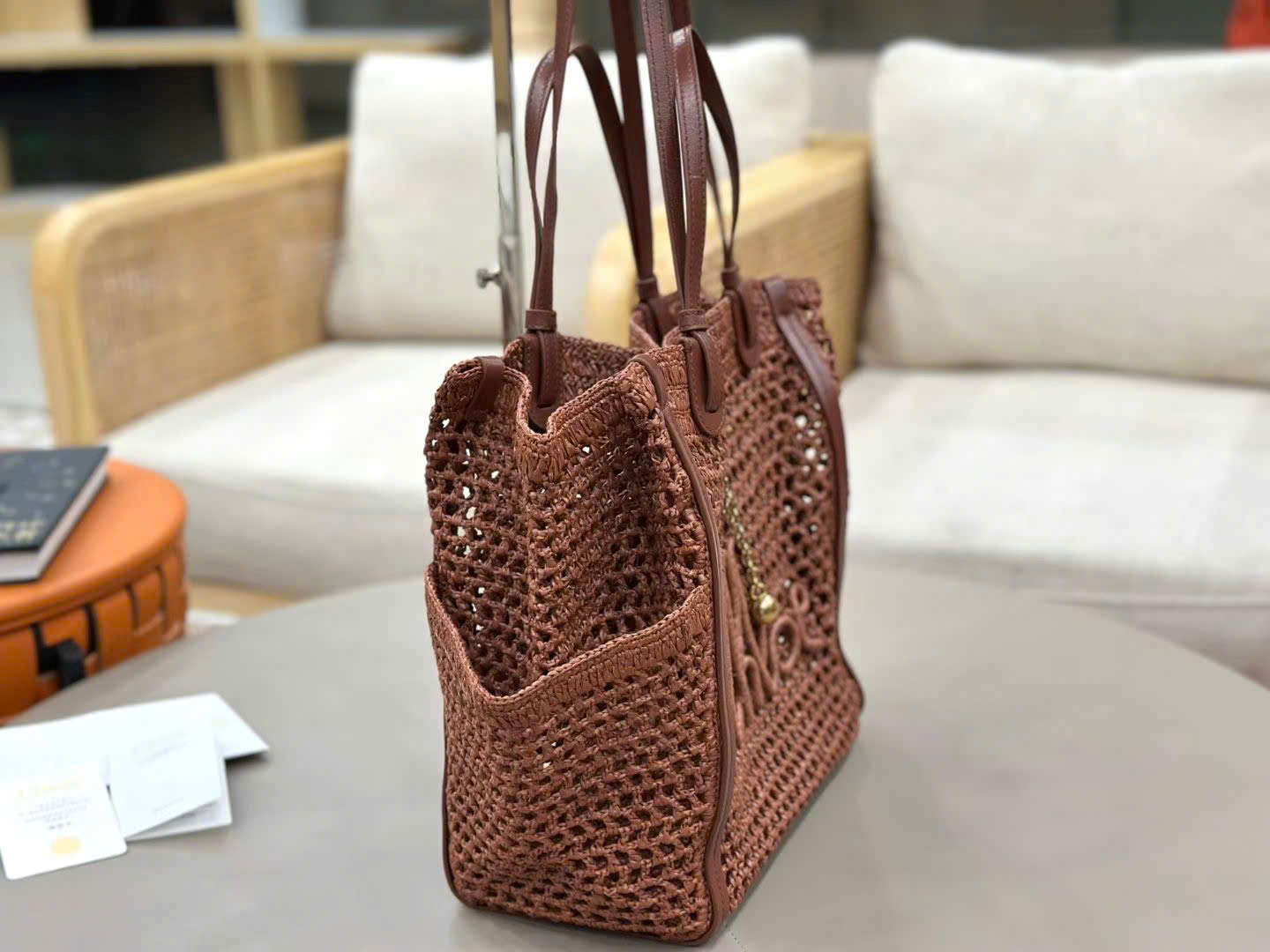 Chloé Iconic Raffia Tote Bag 28cm - Image 3