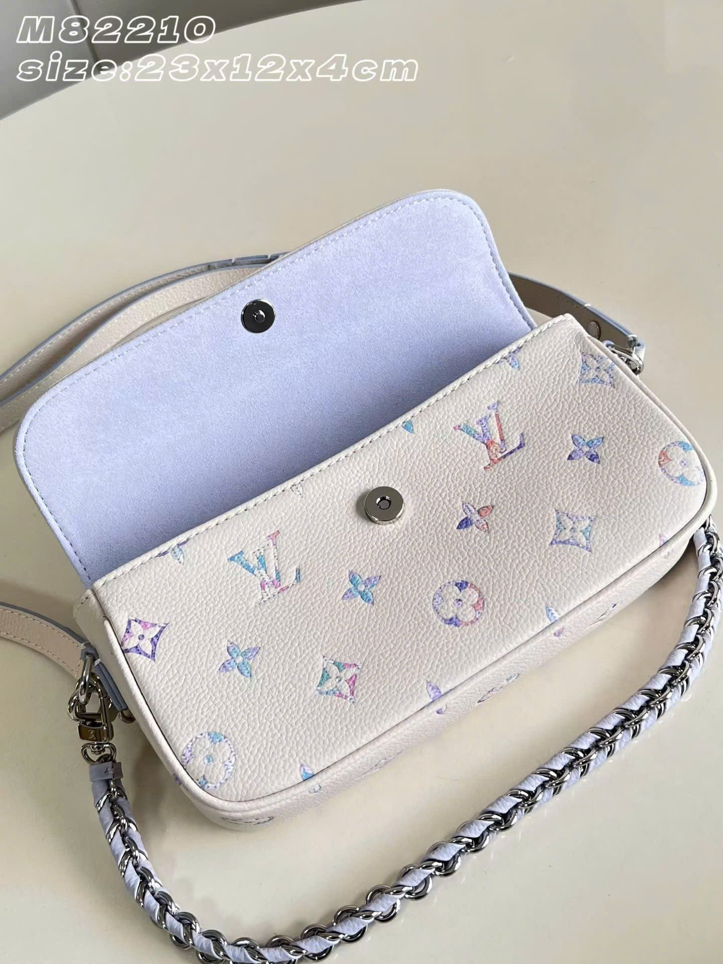 Louis Vuitton Wallet On Chain Ivy Monogram Bag 23.5cm - Image 6