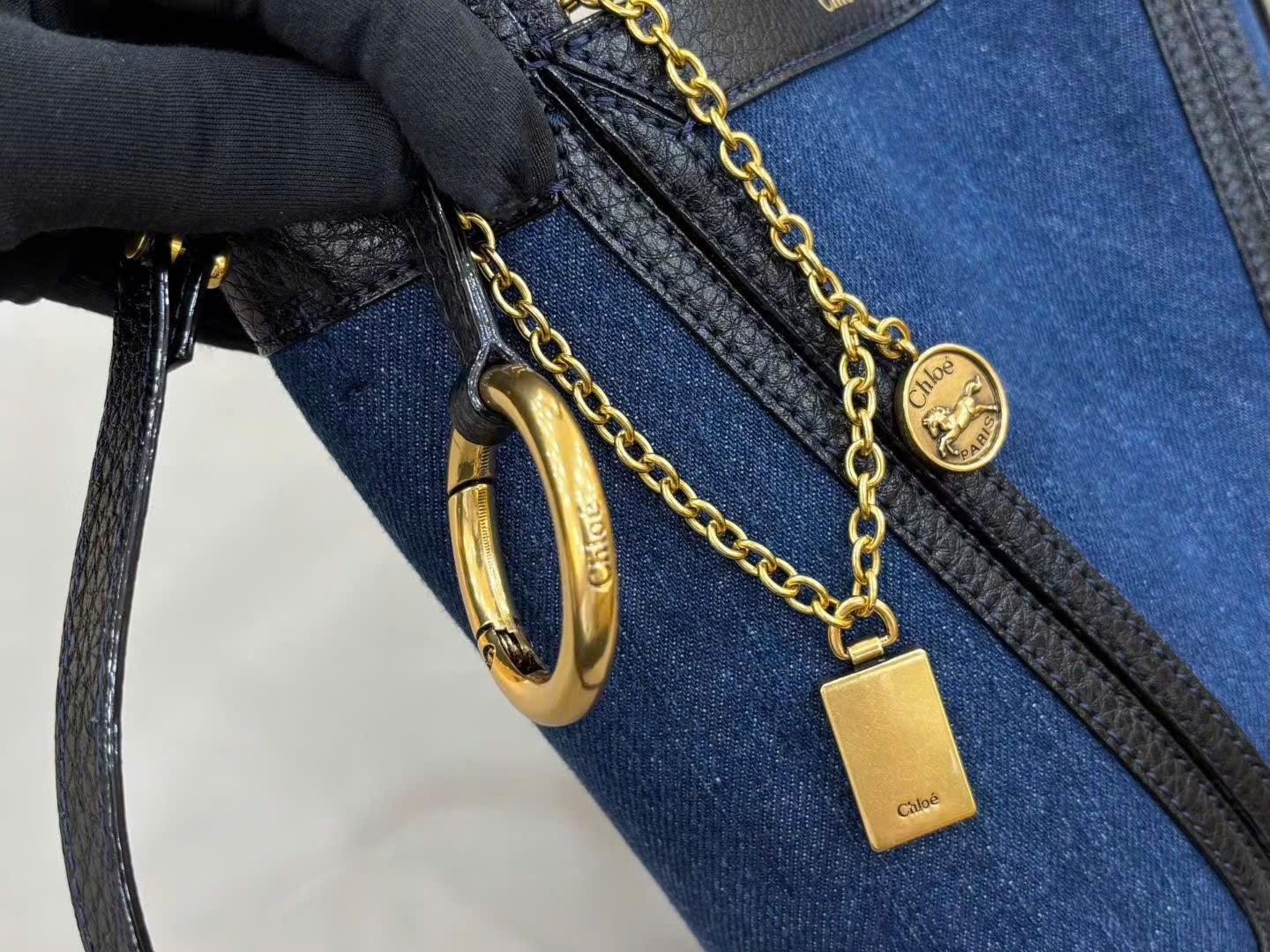Chloé Small Spin Tote Bags 18cm - Image 3