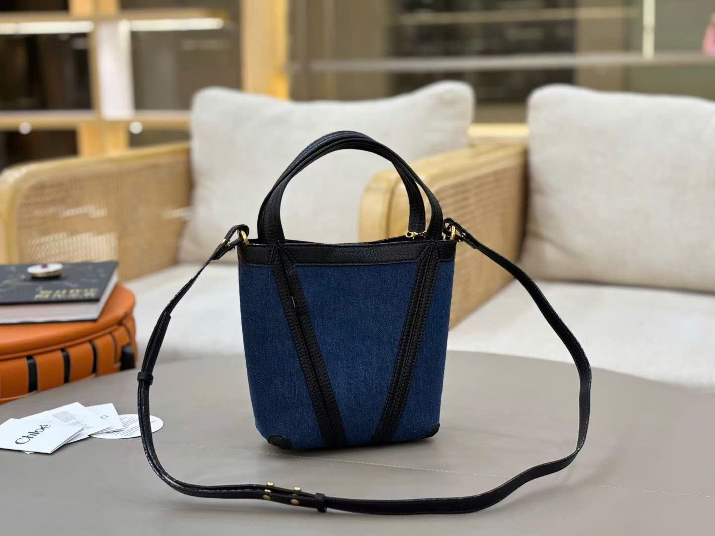 Chloé Small Spin Tote Bags 18cm - Image 8