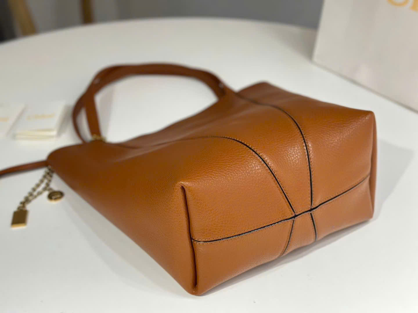 Chloé Medium Spin Tote Bags 27cm - Image 6