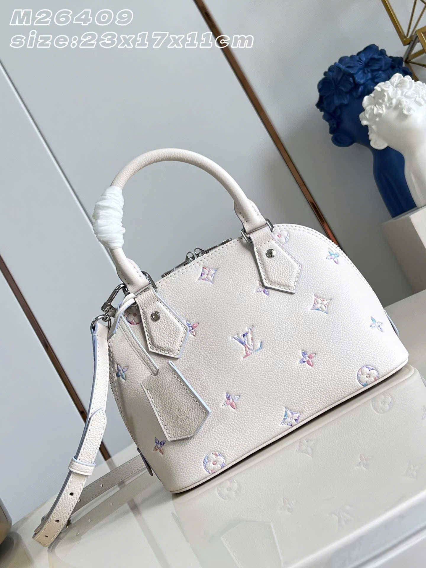 Louis Vuitton Alma Monogram