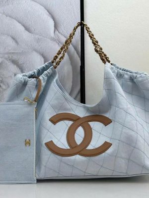 Chanel Coco Beach Shopping