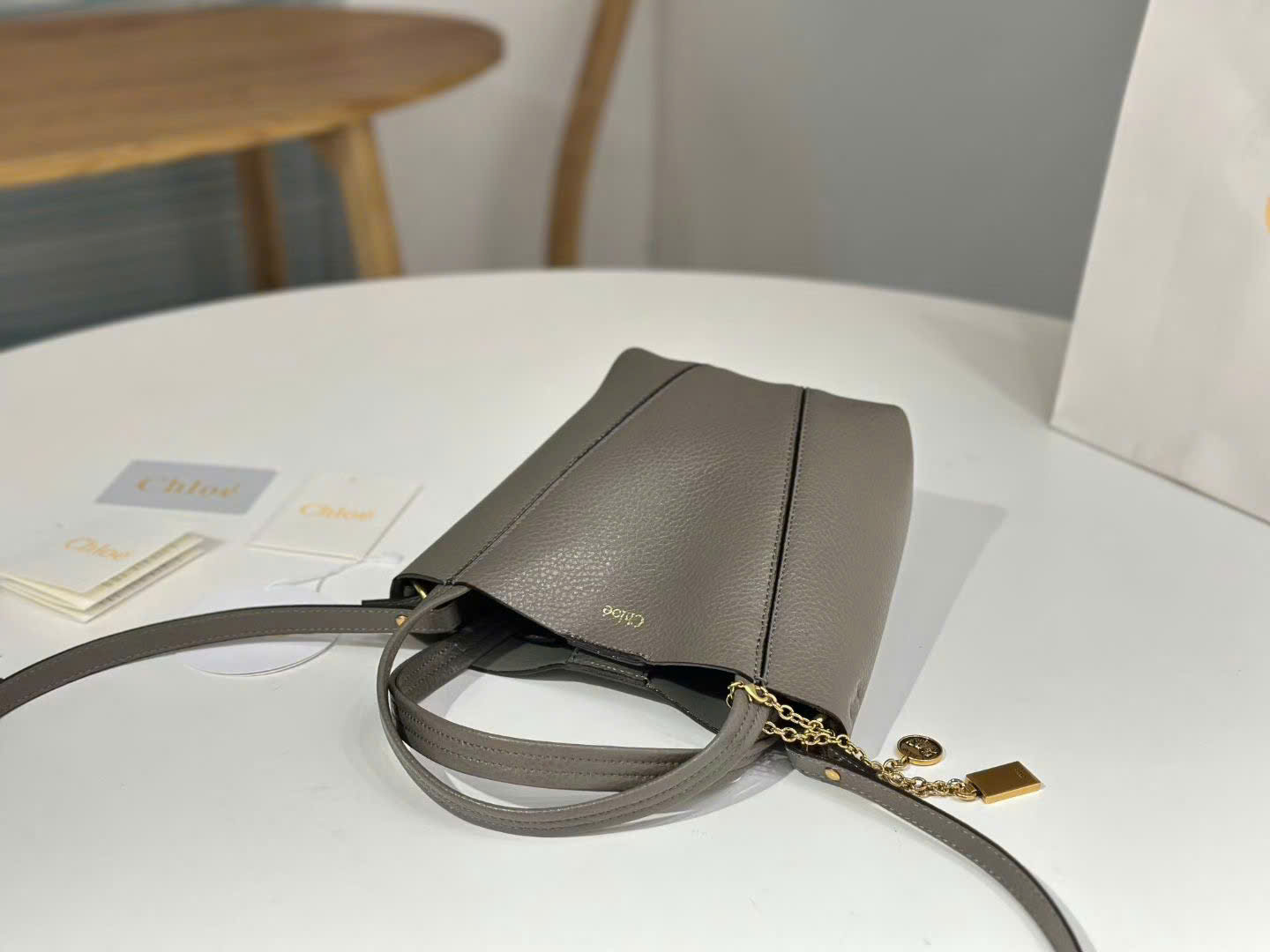 Chloé Small Spin Tote Bags 18cm - Image 5