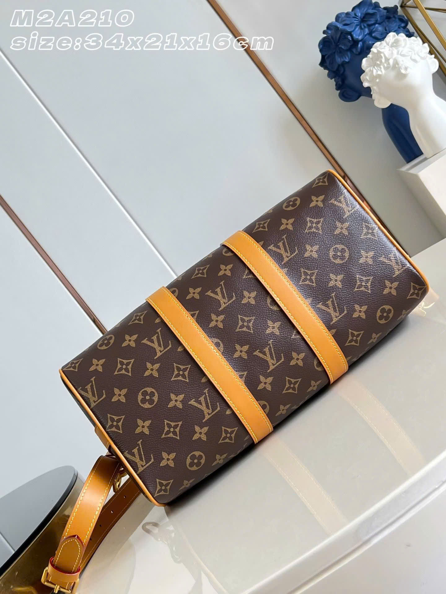 Louis Vuitton Keepall Bandoulière Monogram Bag 34cm - Image 8