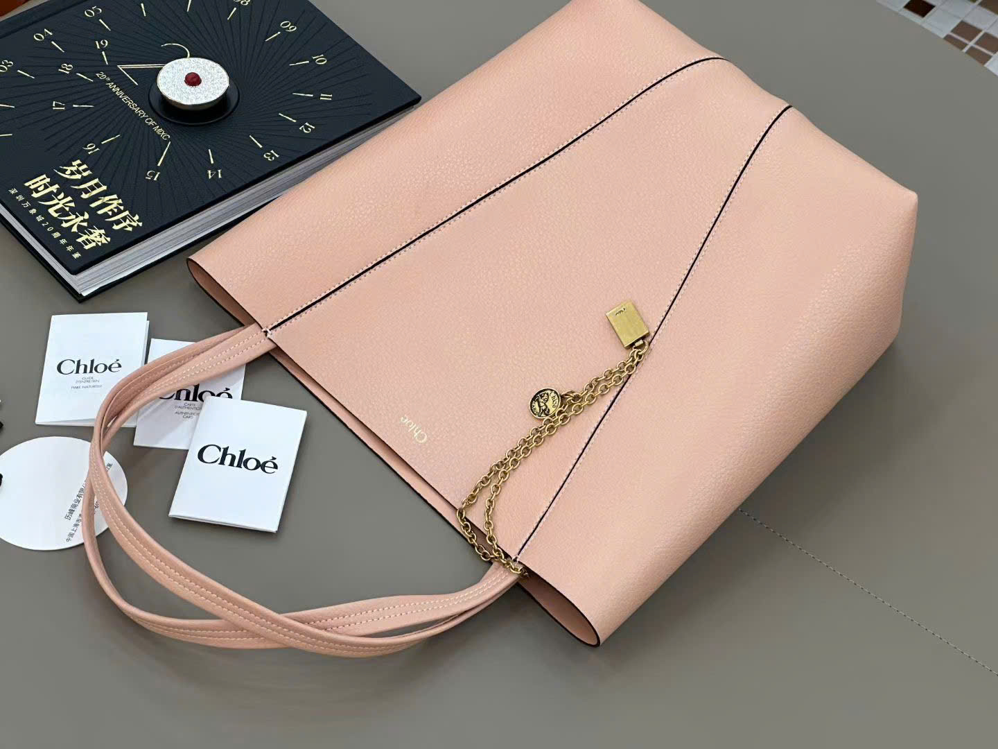 Chloé Medium Spin Tote Bags 27cm - Image 4