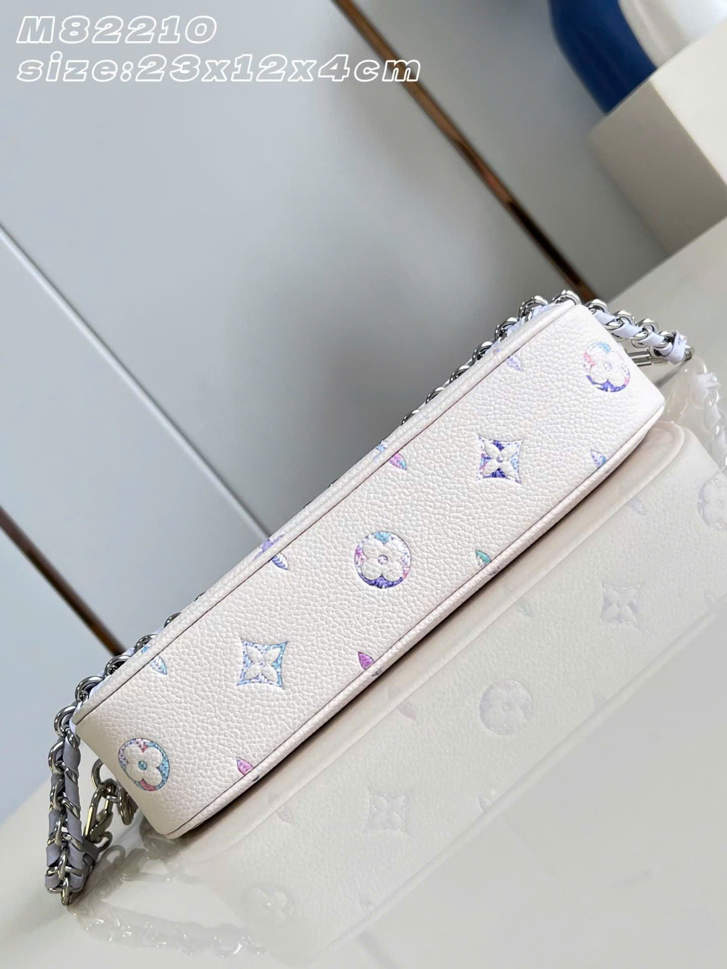 Louis Vuitton Wallet On Chain Ivy Monogram Bag 23.5cm - Image 5