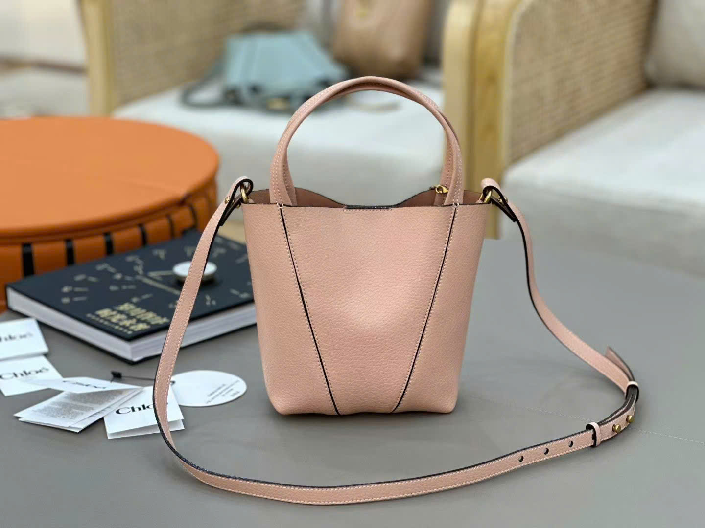 Chloé Small Spin Tote Bags 18cm - Image 4