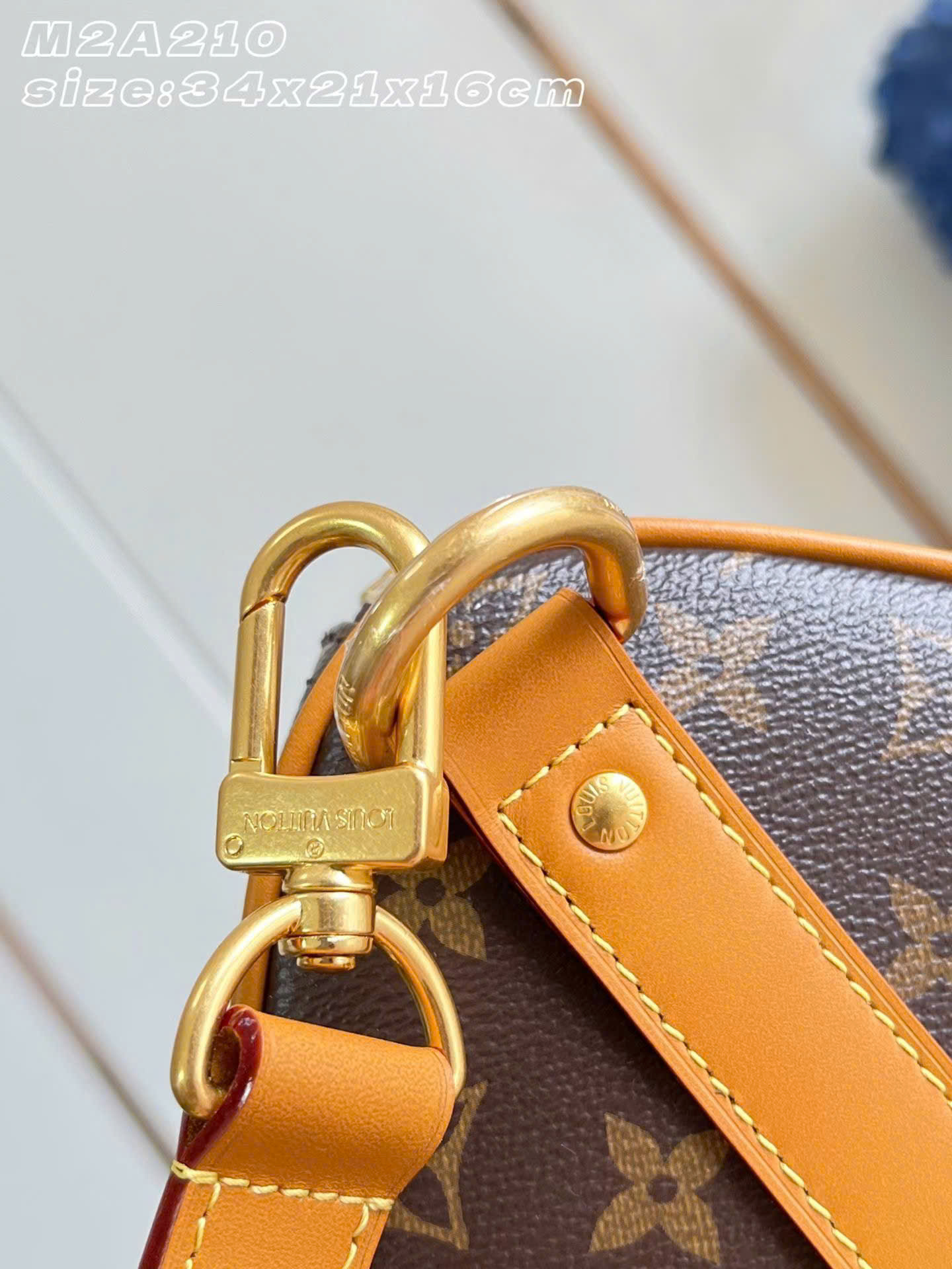 Louis Vuitton Keepall Bandoulière Monogram Bag 34cm - Image 5
