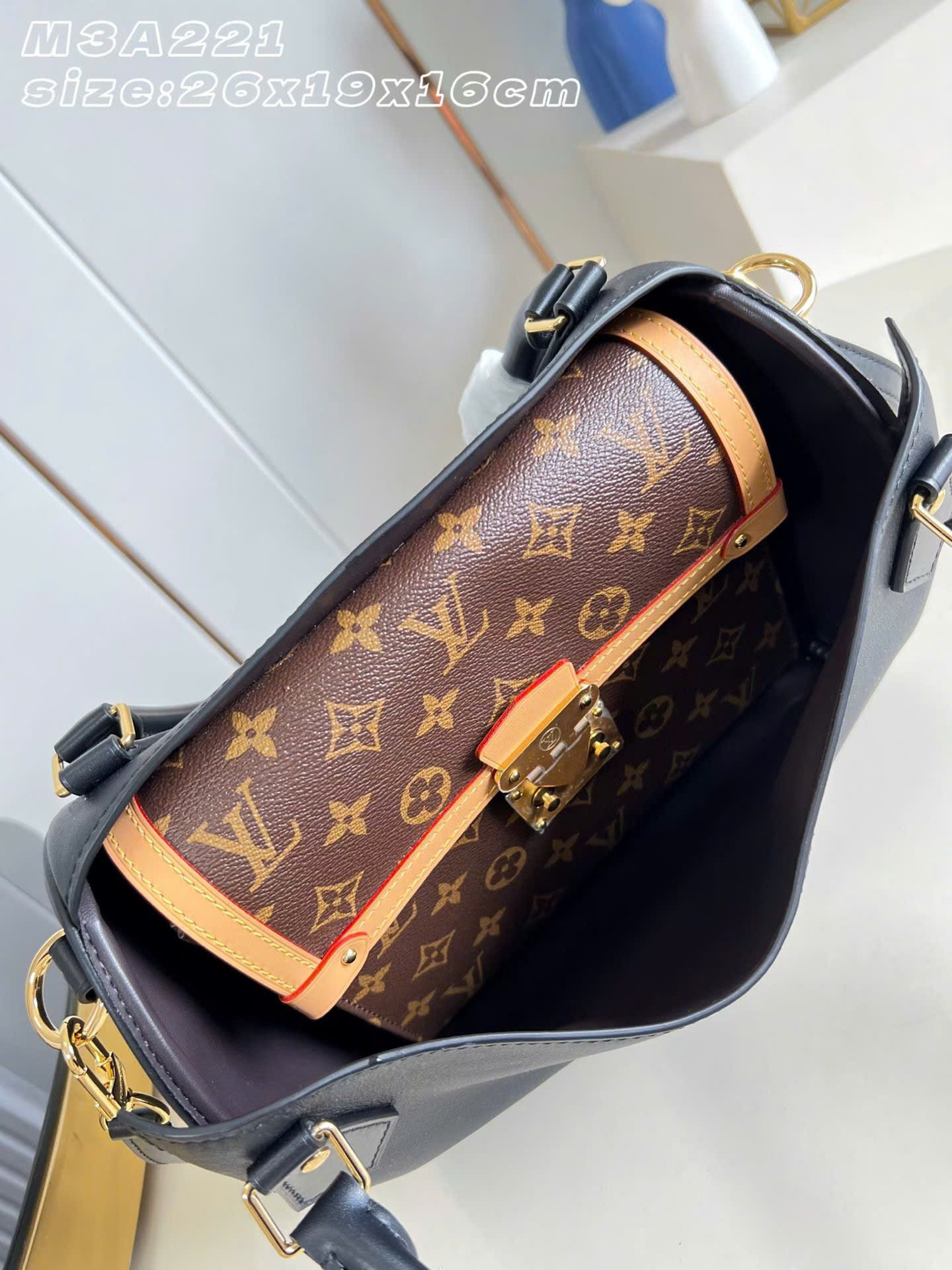 Louis Vuitton Speedpocket PM Monogram Bag 26cm - Image 9