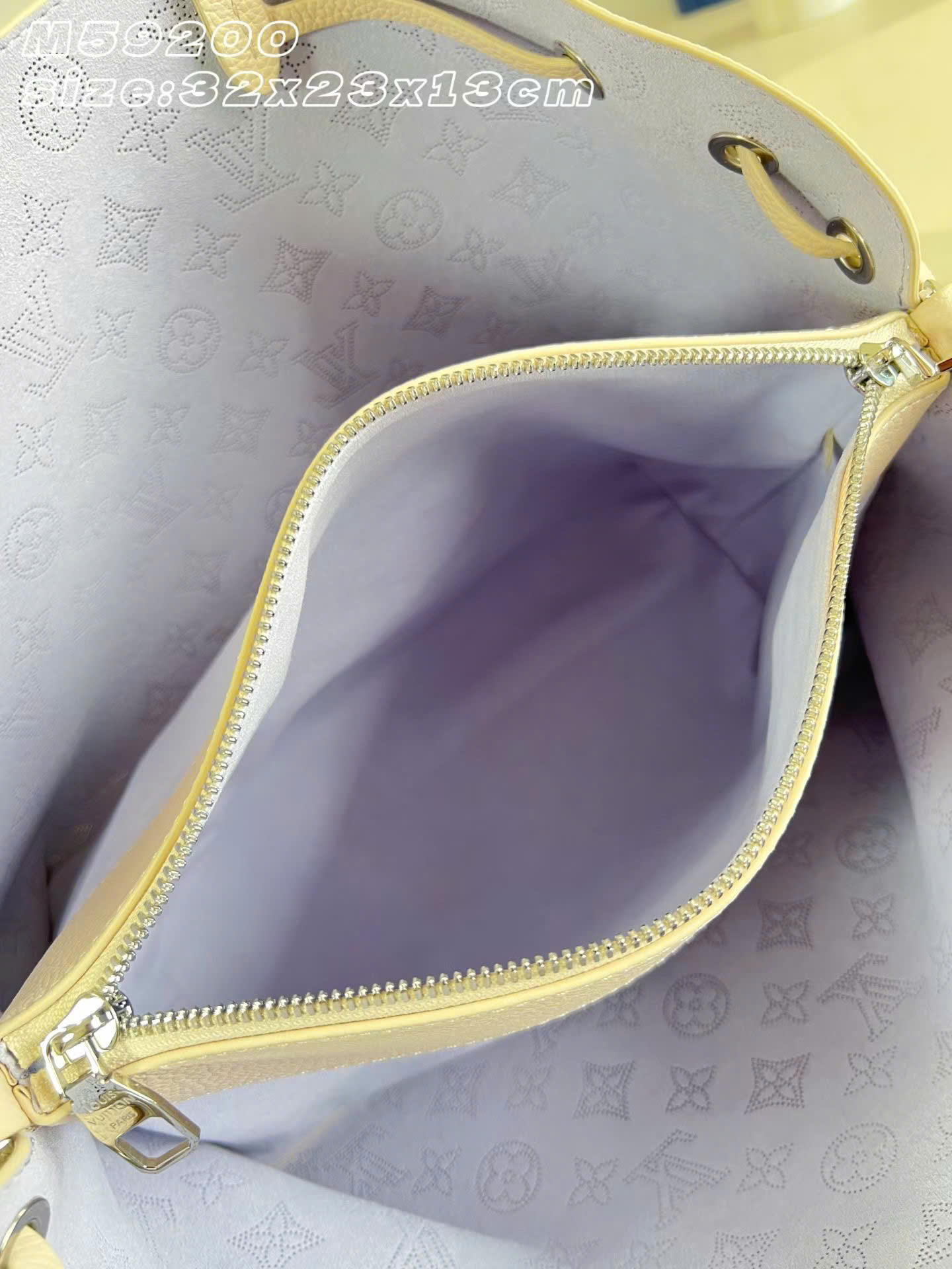 Louis Vuitton Mahina Link Bella Tote Monogram Bag 32cm - Image 8