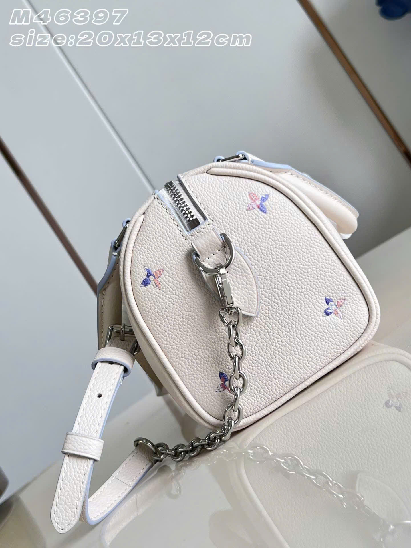 Louis Vuitton Speedy Bandoulière Monogram Bag 20.5 - Image 3