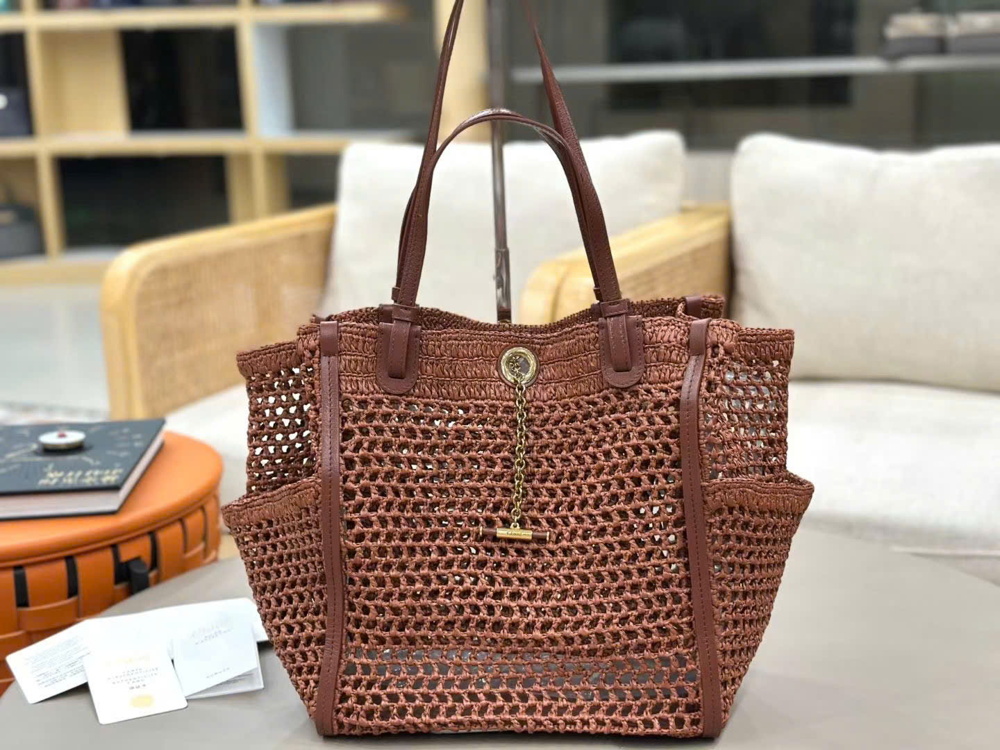 Chloé Iconic Raffia Tote Bag 28cm - Image 7