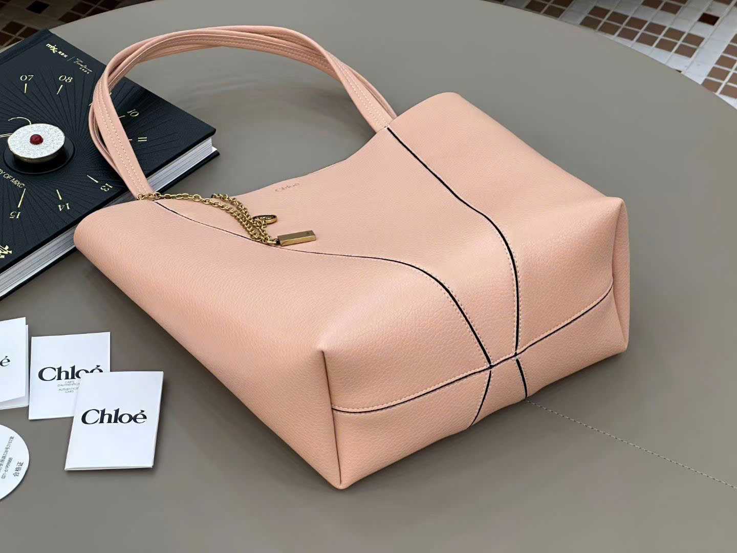 Chloé Medium Spin Tote Bags 27cm - Image 5