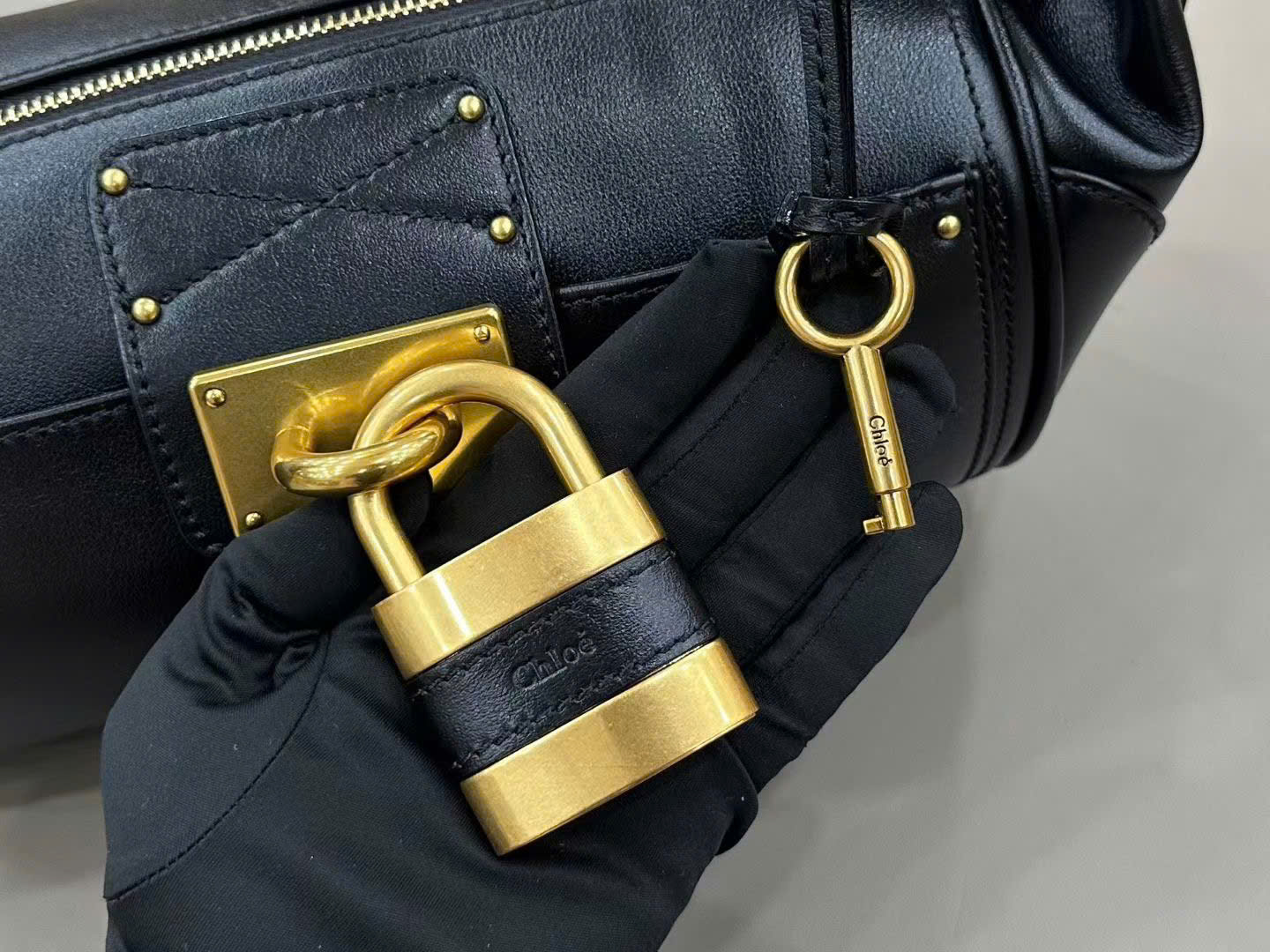 Chloé Paddington Crossbody Bag 29cm - Image 4
