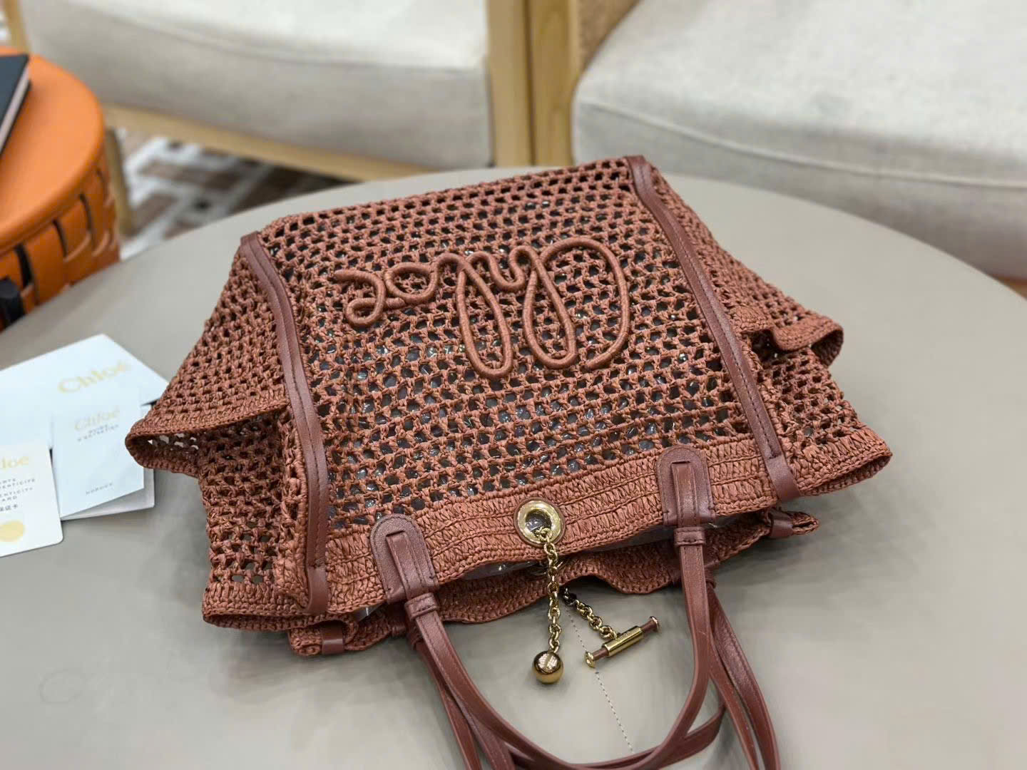 Chloé Iconic Raffia Tote Bag 28cm - Image 6