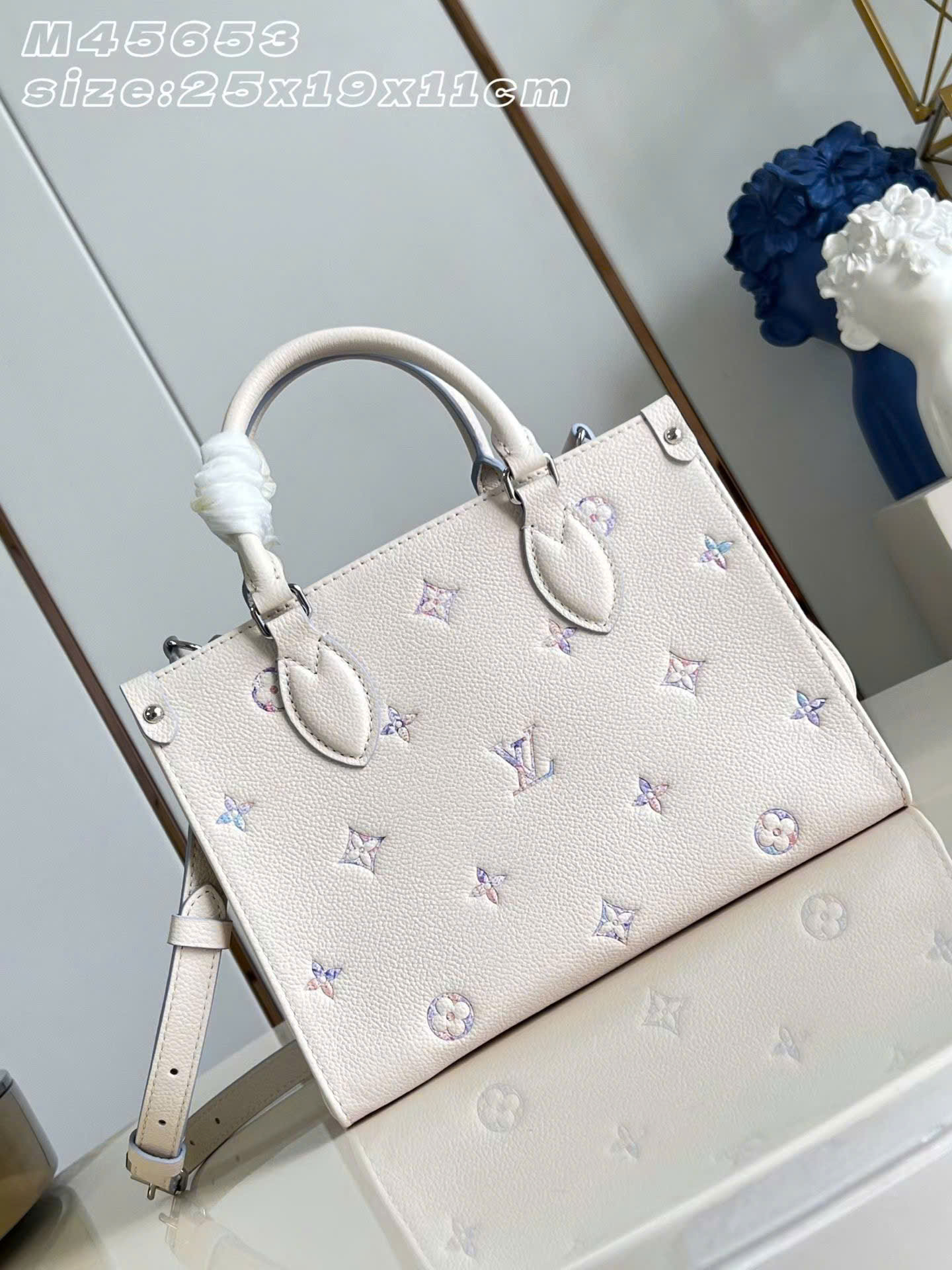 Louis Vuitton OnTheGo Monogram