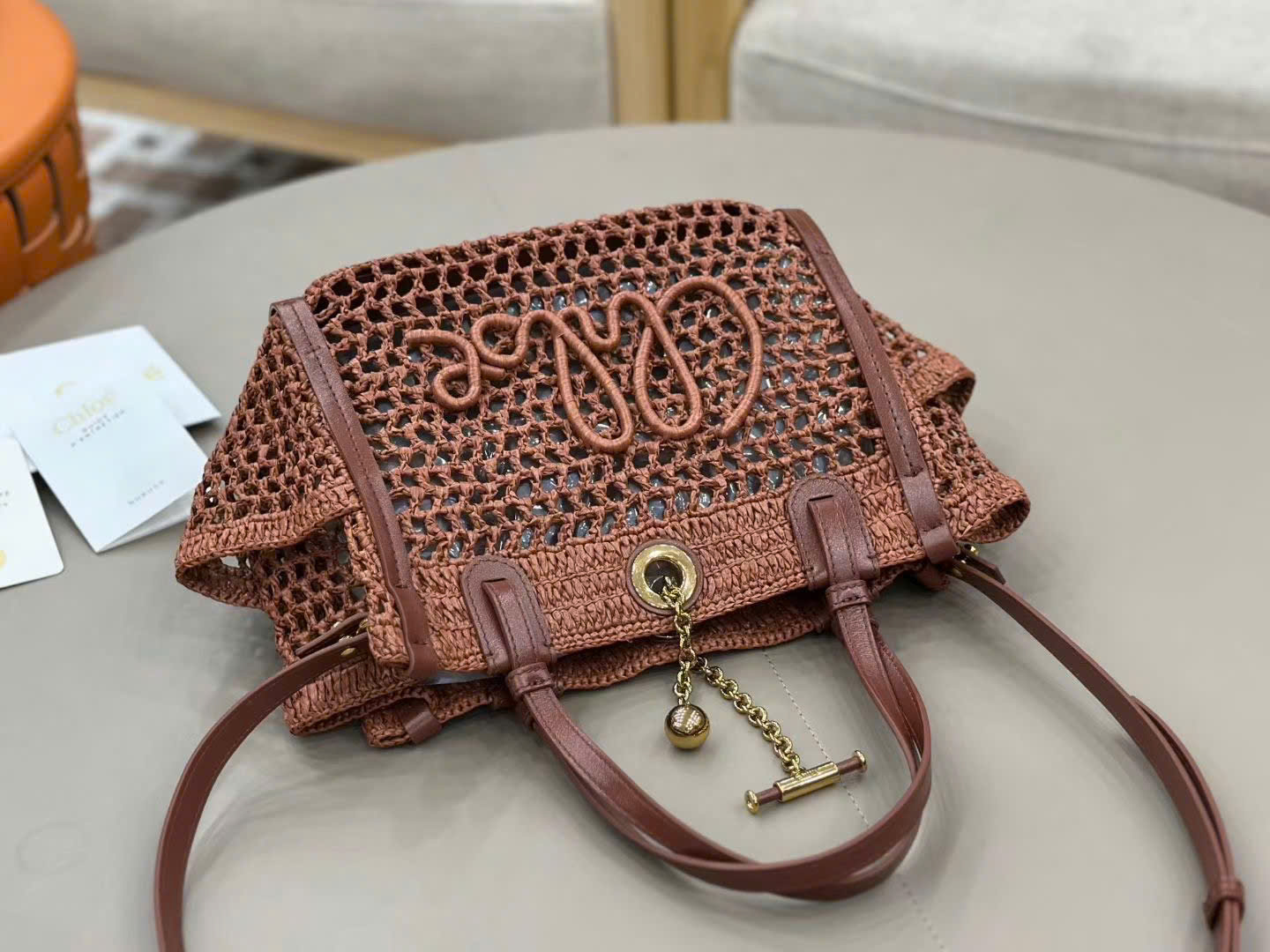 Chloé Iconic Raffia Tote Bag 23cm - Image 6