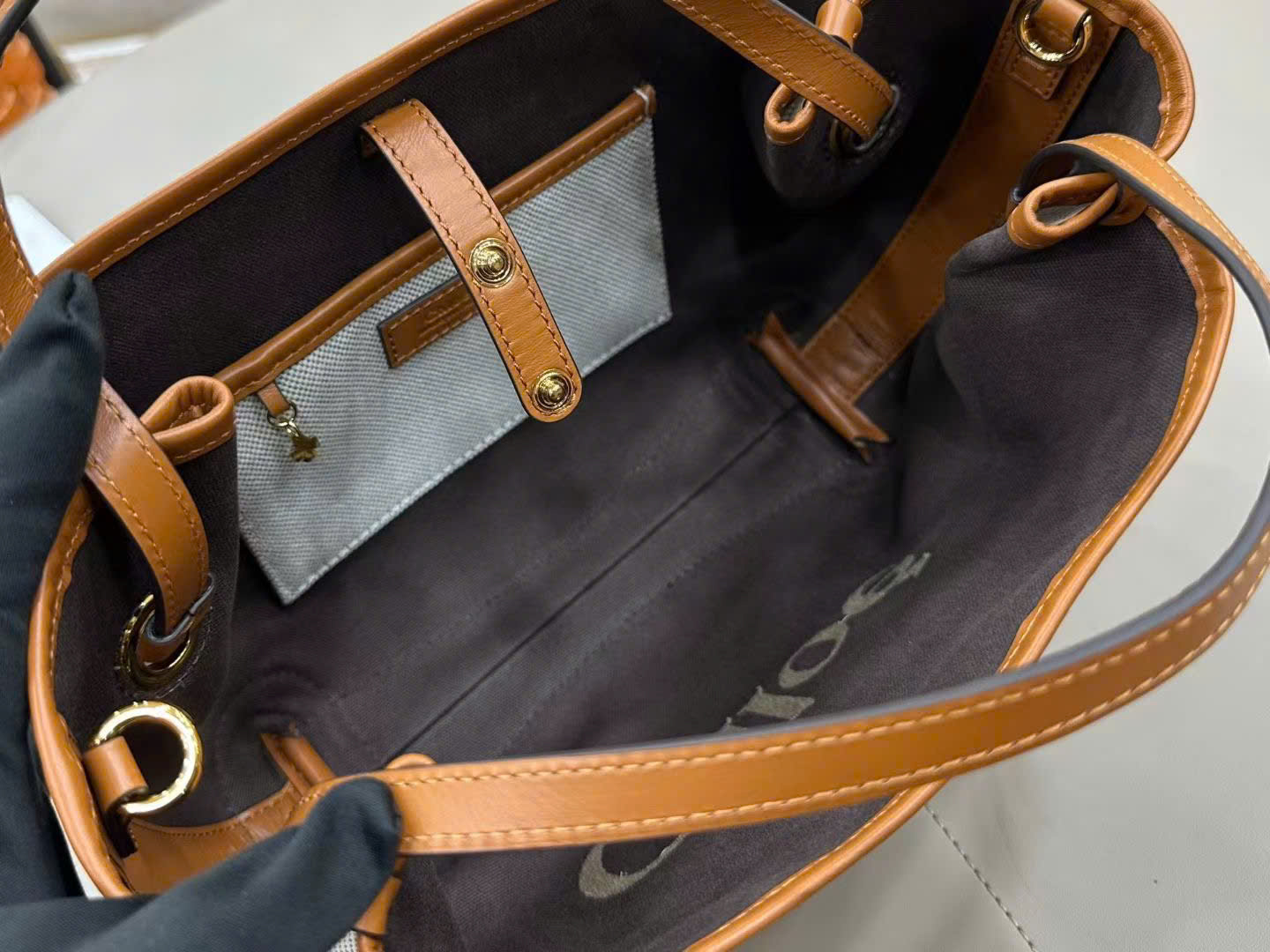 Chloé Clover Double Carry Bag 33cm - Image 8