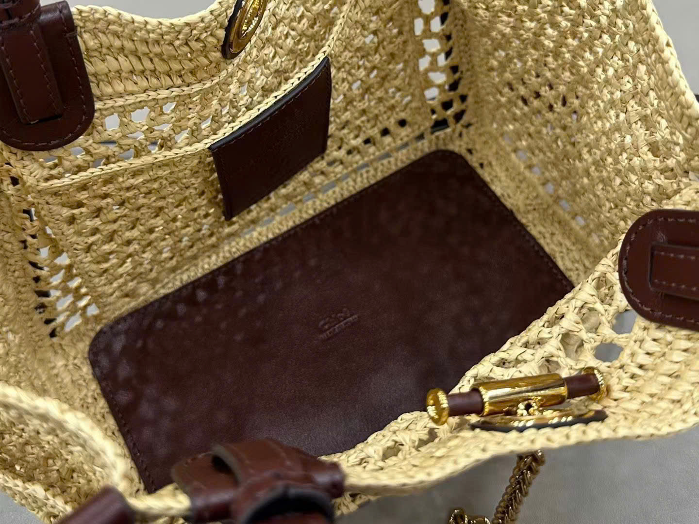 Chloé Iconic Raffia Tote Bag 23cm - Image 8