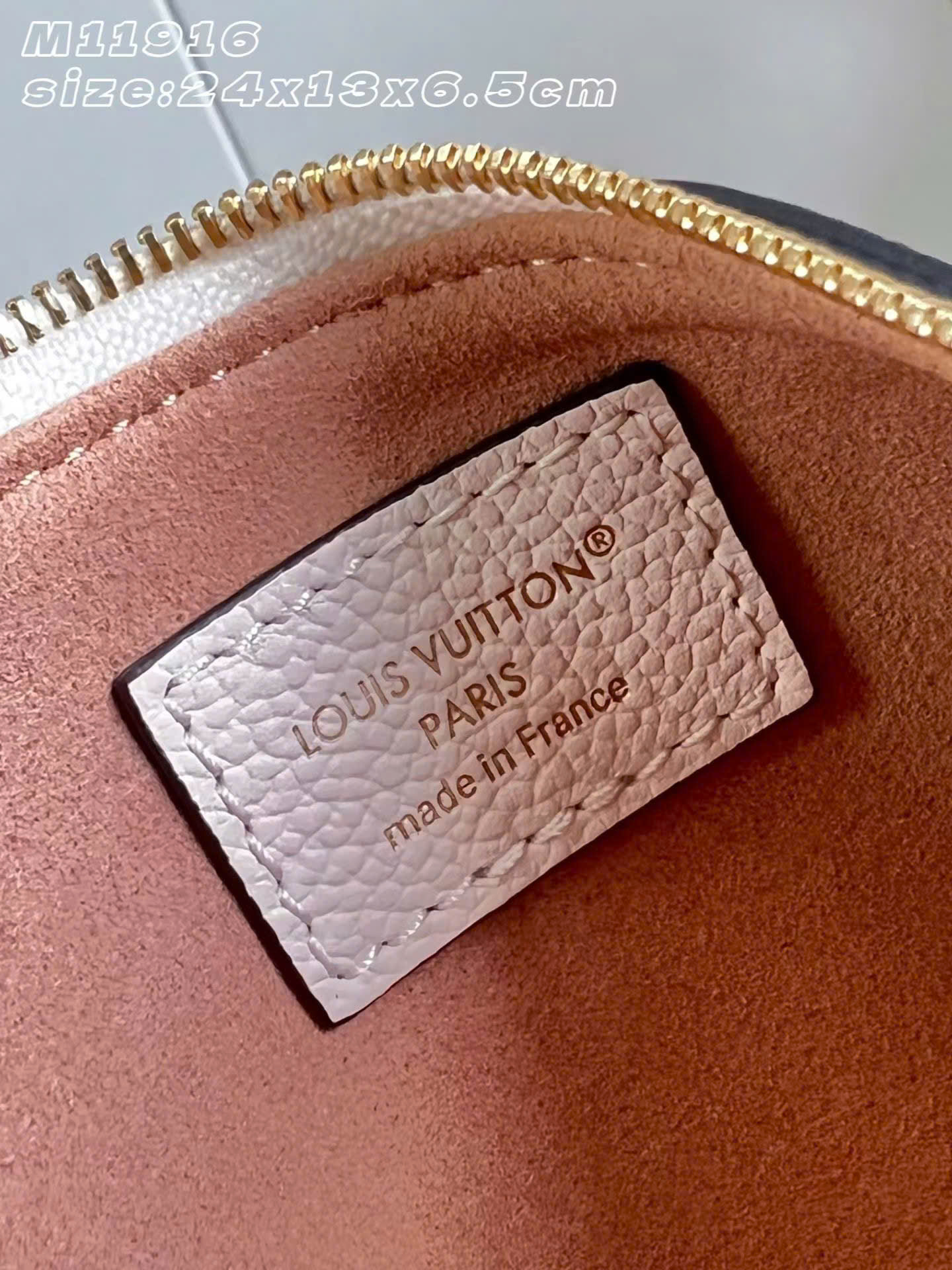 Louis Vuitton Pochette Accessoires Empreinte Monogram Bag 24cm - Image 9